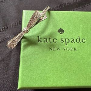 ♠️ Kate Spade Silver Bow Bracelet (All Tied Up) With Crystals In The Bow♠️